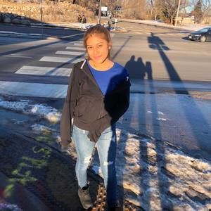 Meet your Posher, Vanessa